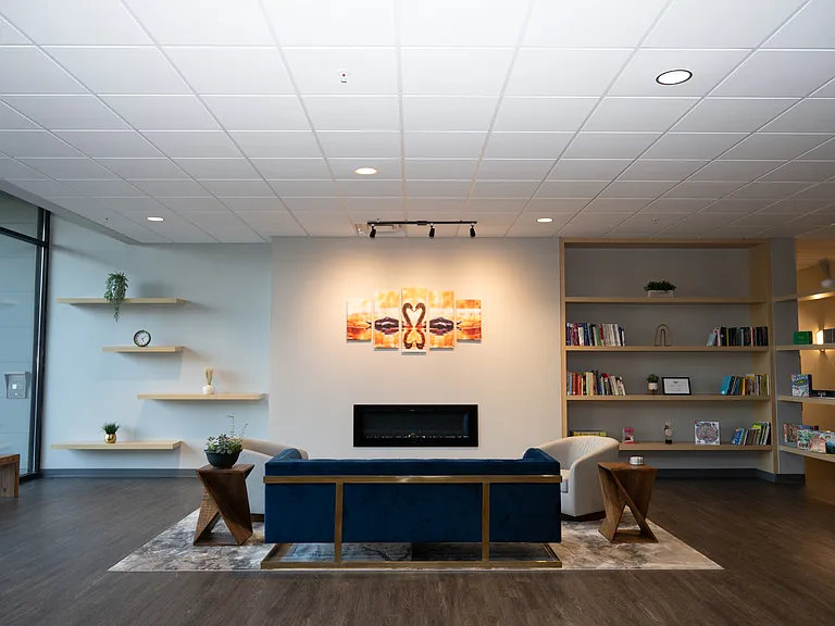 Residence at Discovery Square - 511 3rd Avenue Southwest — Photo 5