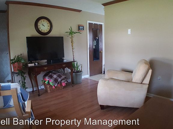 5th image of 136 Nottoway Dr