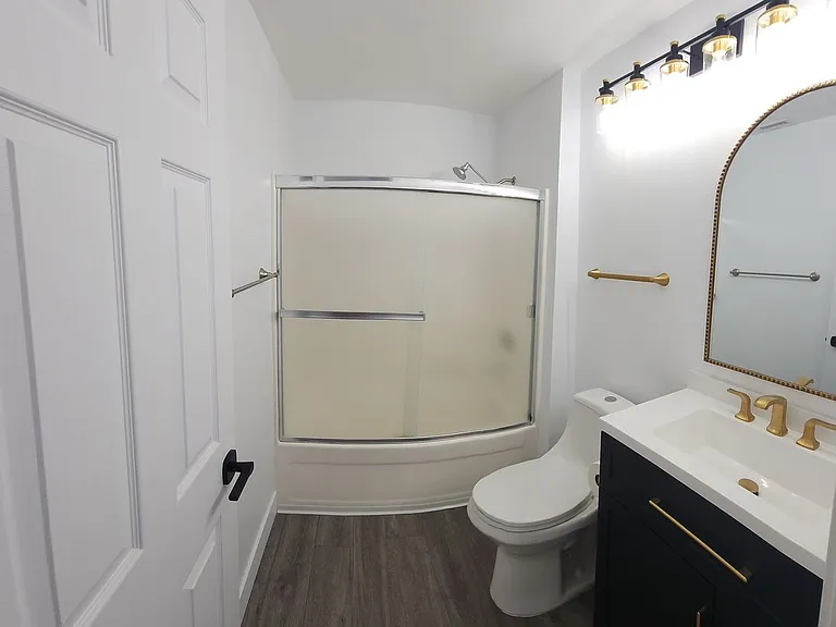272 Augustine Way #B — Photo 17