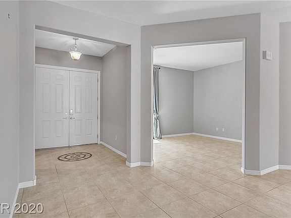 3rd image of 2458 Palmer Park Ct