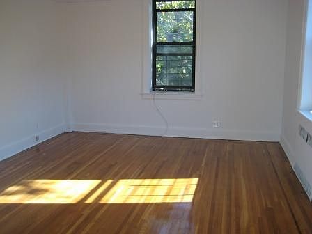 4th image of 85-11 34th Ave #4G