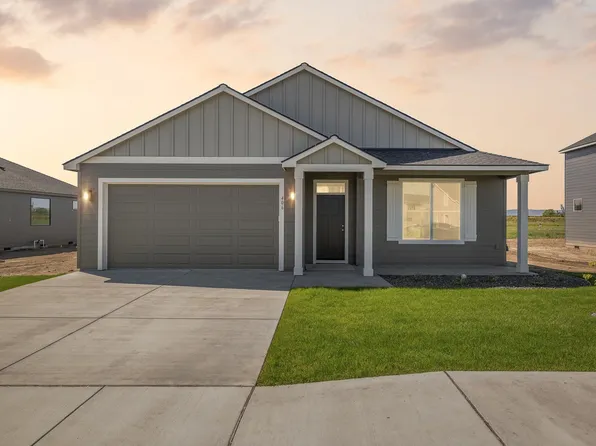 406 Pearl Ave, Grandview, WA 98930