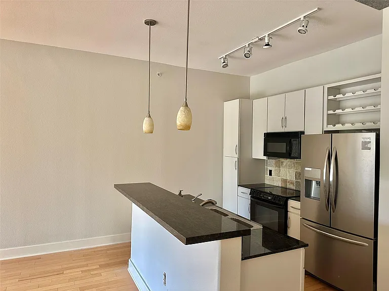 1901 Post Oak Blvd #3215 — Photo 13