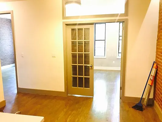 Rented by null | media 11