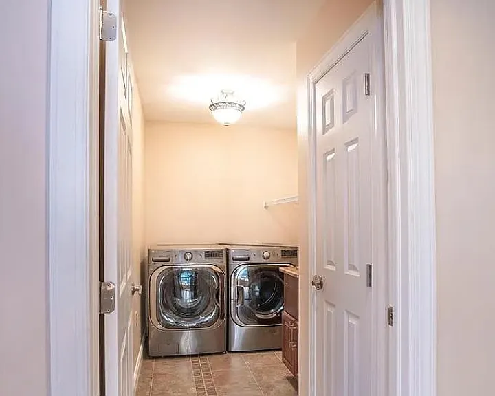 120 Meadowview Dr — Photo 28