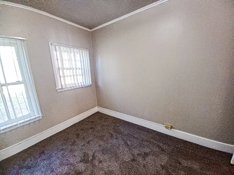 207 S 3rd St #205 — Photo 8