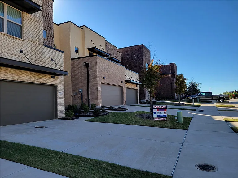 1059 Maverick Dr — Photo 35