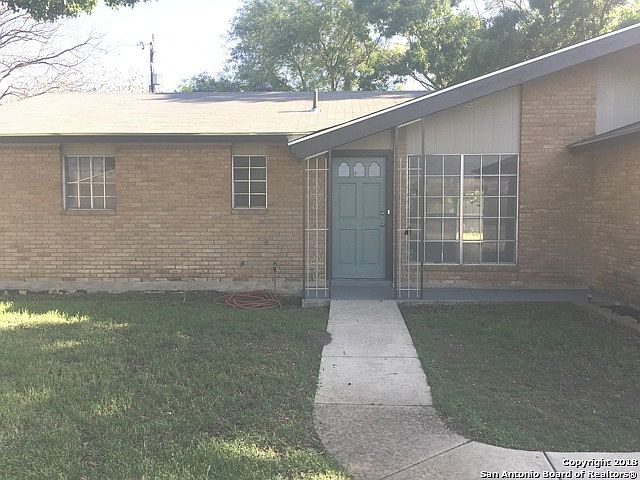 1st image of 4250 Clear Spring Dr