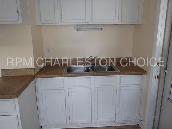 2nd image of 2168 Van Buren Ave