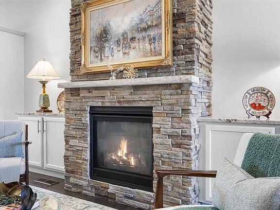 5th image of 1307 High Country Pl