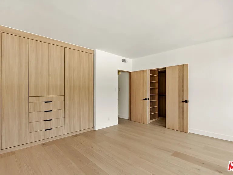 8787 Shoreham Dr #802 — Photo 8