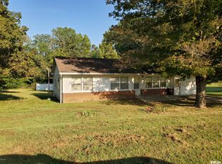 811 Maple St, Rosiclare, IL 62982