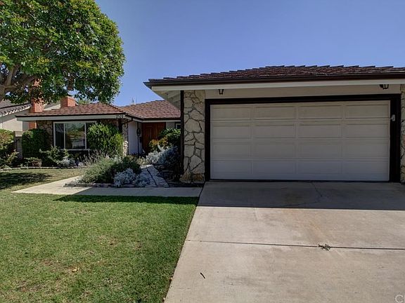 3rd image of 2521 Brynwood St