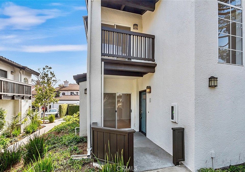 1st image of 5533 Spanish Oak Ln Unit E