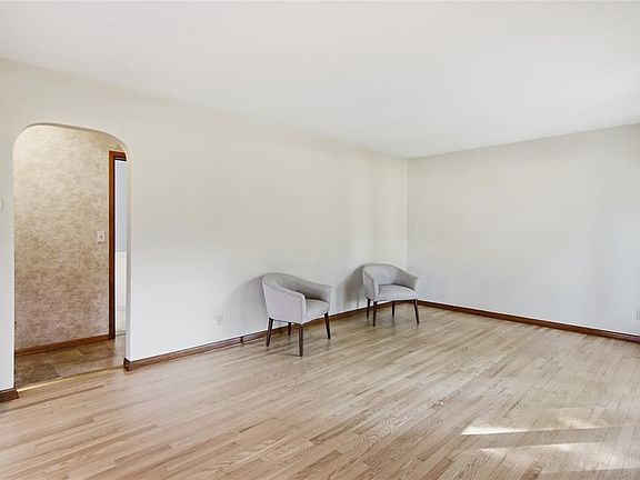 2nd image of 4020 Clay Street