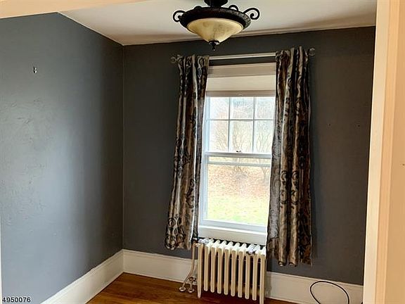 5th image of 70 Newton Ave