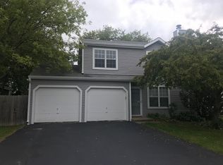 2049 Countryside Ln, Round Lake Beach, IL