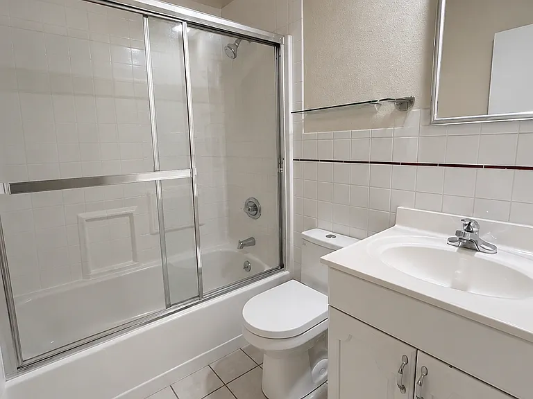 Full bathroom off the hall upstairs