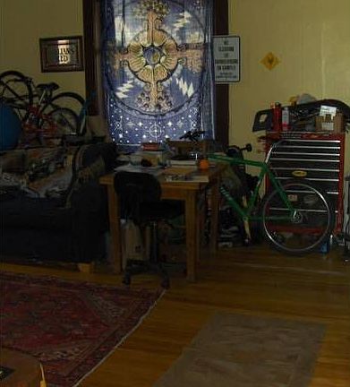 5th image of 404 W Alder St