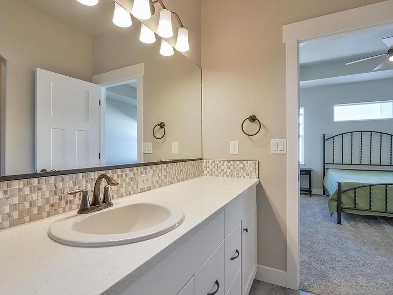 1618 Tundra Ave — Photo 20