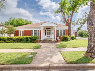 615 W Liveoak St, Coleman, TX 76834