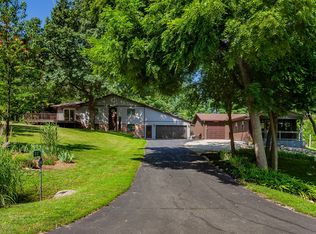 8181 45th Ln, Cumming, IA 50061