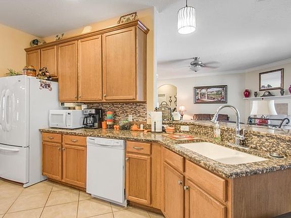 5th image of 1932 Griffins Green Pl
