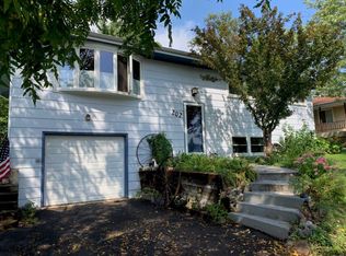 202 59th St, Willowbrook, IL 60527