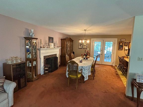 5th image of 1523 Red Leaf Dr