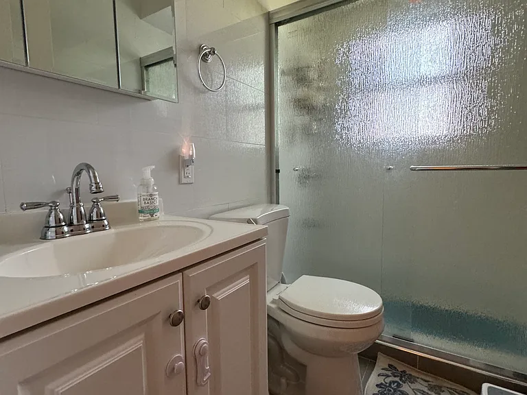 45 Irving Ln — Photo 8