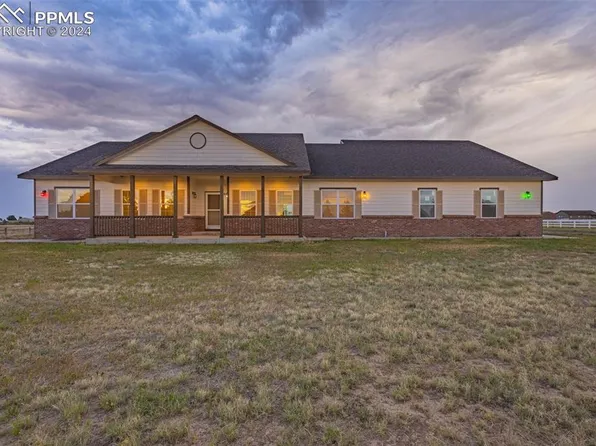 840 Shoshone St, Strasburg, CO 80136