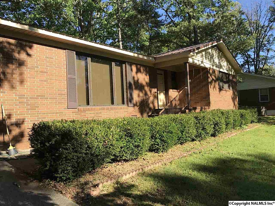 1st image of 212 Dogwood Dr