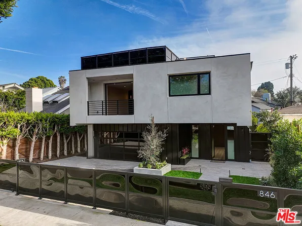 846 Dickson St, Marina Del Rey, CA 90292