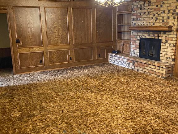 4th image of 5711 Stone Dr
