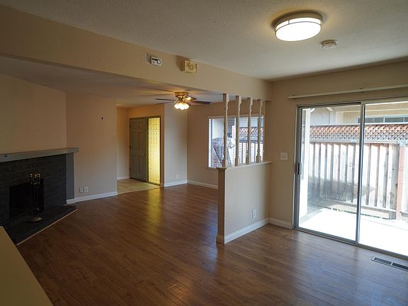 4th image of 2703 Skylark Dr