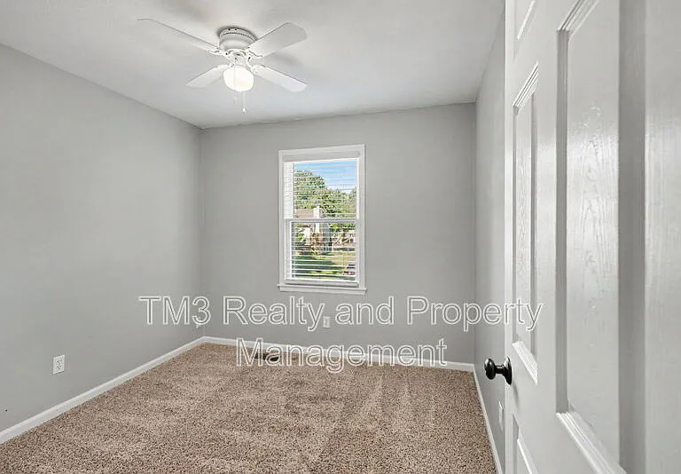 15213 S Seminole Dr — Photo 17