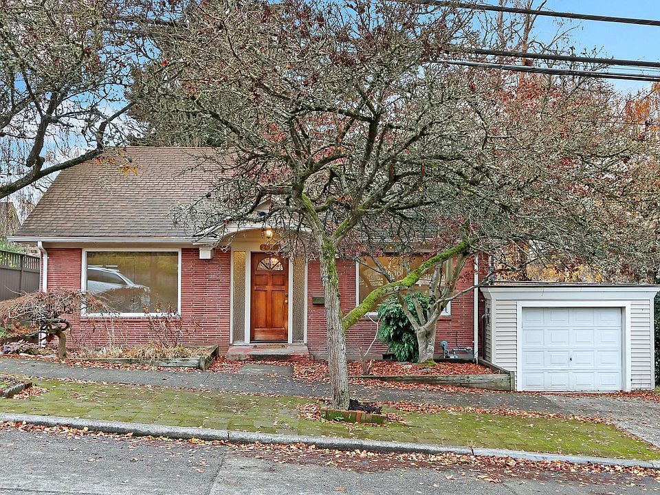 1st image of 2615 11th Ave W