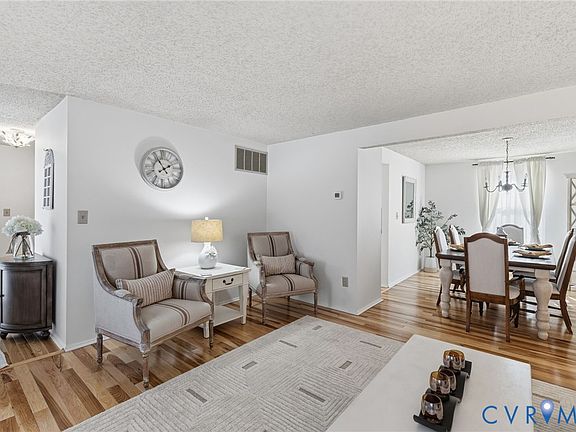 5th image of 9643 Snowhill Rd