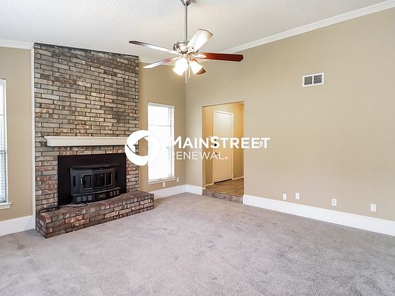 3rd image of 5903 Cameron Dr