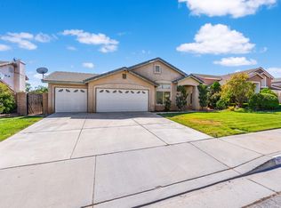6826 Teasdale St, Lancaster, CA 93536