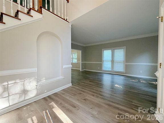5th image of 4714 Avonwood Ln