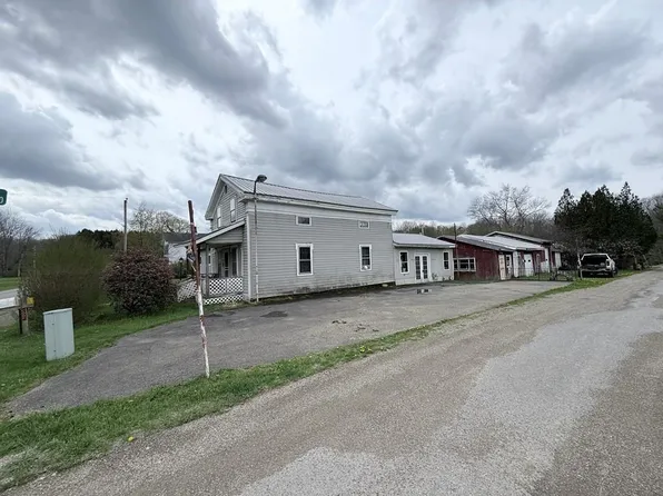 111 High St, Cooperstown, PA 16317