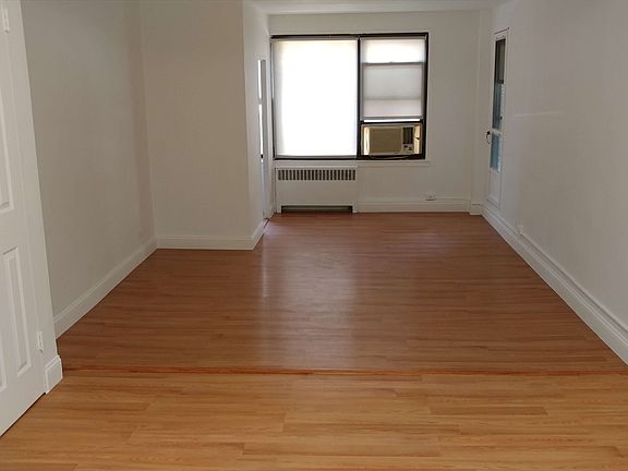 5th image of 9819 64th Ave APT 1F