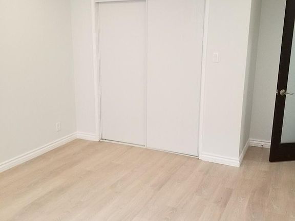 4th image of 1132 S Oakhurst Dr APT 6