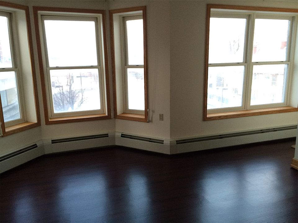 1st image of 19 E Utica St APT 301