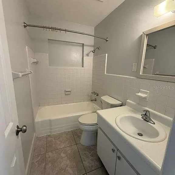 22189 Laramore Ave — Photo 11