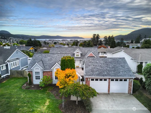 5609 Sugarloaf Street, Anacortes, WA 98221
