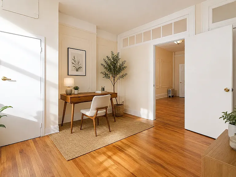 1118 Madison St #3R — Photo 4