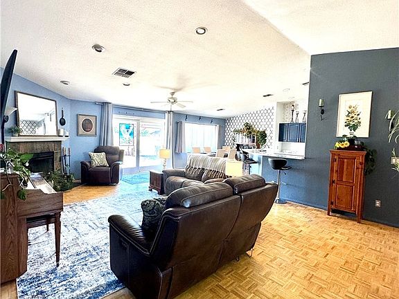 3rd image of 1861 E Deerskin St