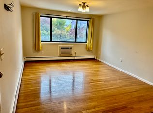 2192 Massachusetts Ave APT 1-4, Cambridge, MA 02140
